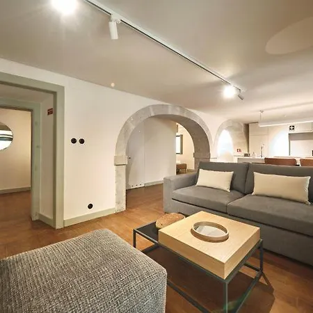 Apartmanhotel Look Living, Design 4*