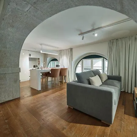 Look Living, Design Apartmanhotel 4*