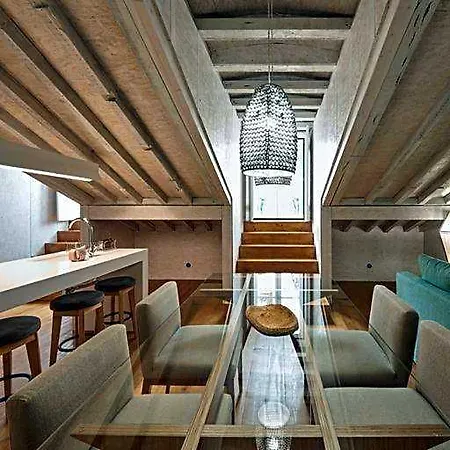 Look Living, Design